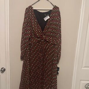 Maison Tara Black and Red Houndstooth Long Sleeve Dress